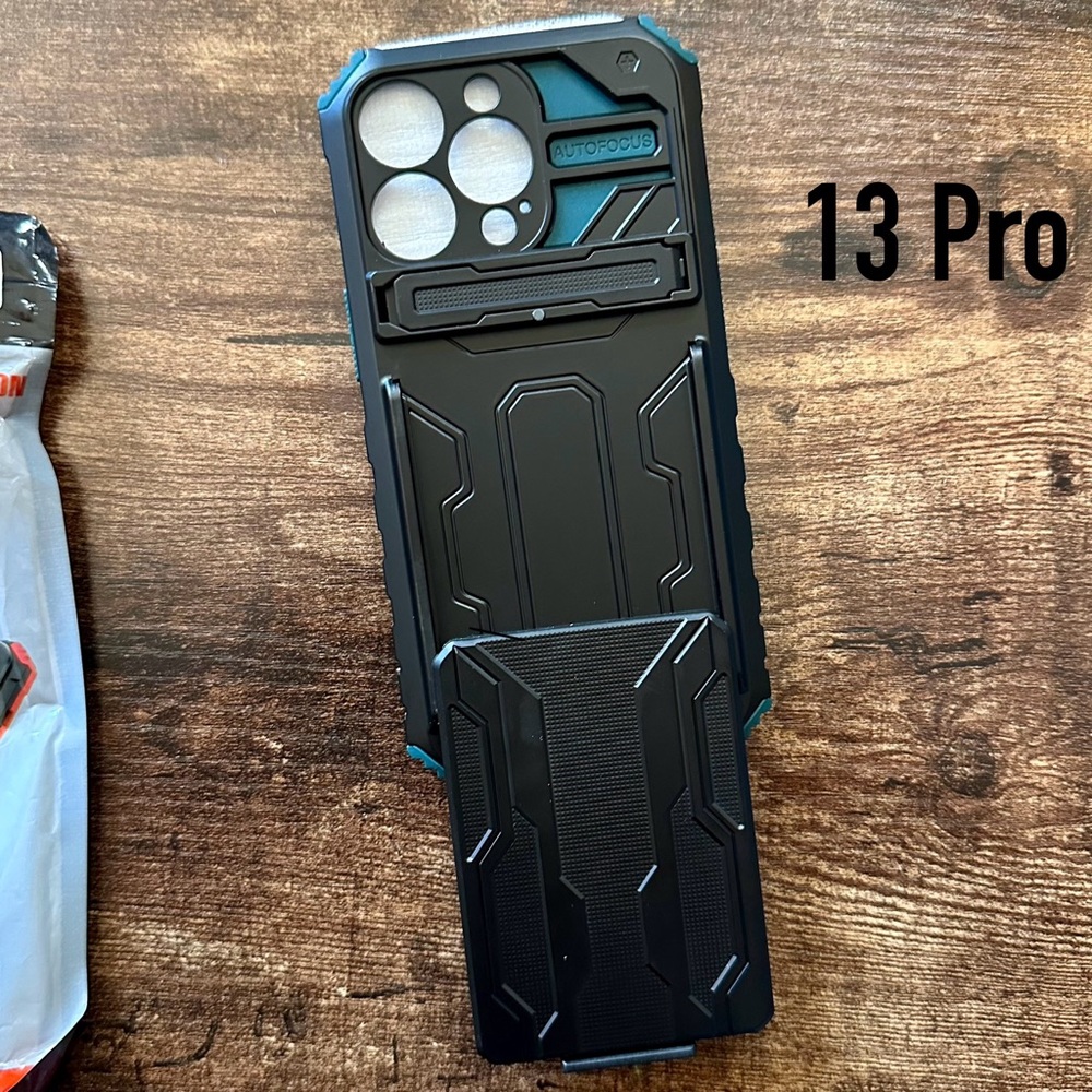 13Pro Shockproof Rugged Wallet Phone Case - Picture 3 of 3